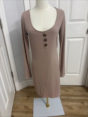 Rue21 Mauve Ribbed Long-Sleeve Scoop Neck Dress with Tortoiseshell Buttons